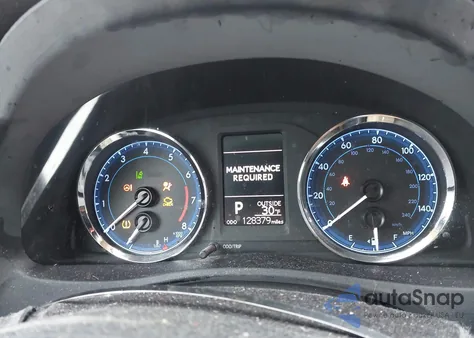 2018 Toyota Corolla Le z USA, uszkodzony, nr VIN 2T1BURHE8JC074579